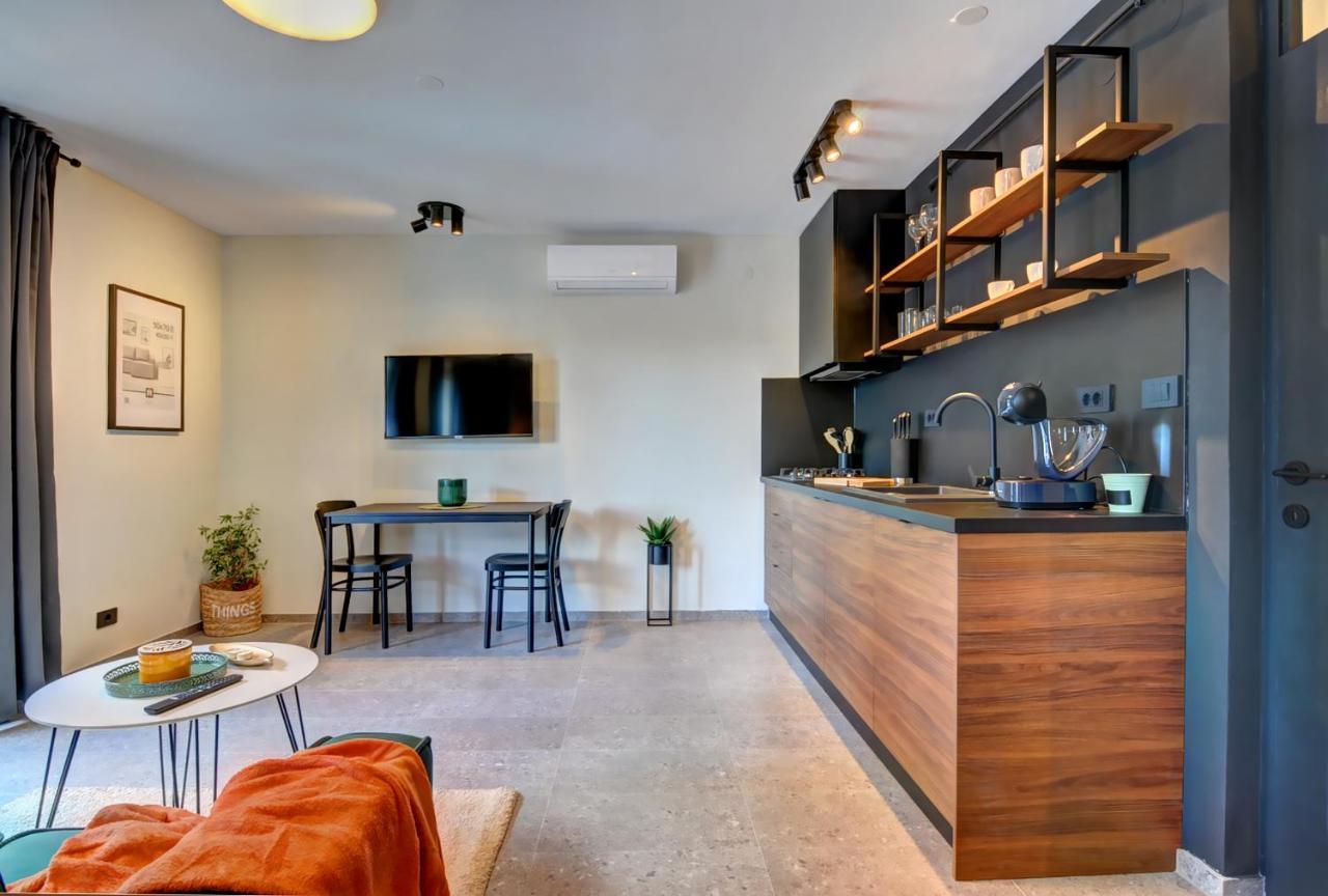 Centar Baba S Apartma Pula